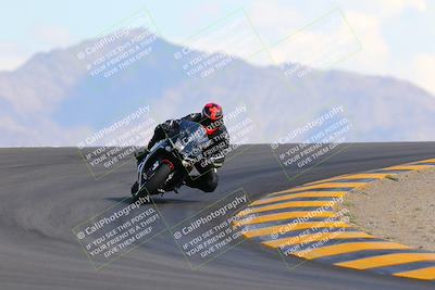 media/Oct-03-2022-Moto Forza (Mon) [[5f077a3730]]/Advanced Group/Session 5 (Turn 12)/